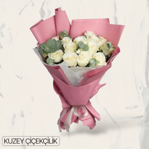 15 Beyaz Gül Buketi