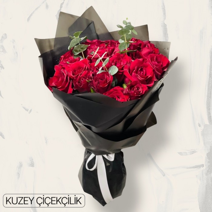 25 Kırmızı Gül Buketi