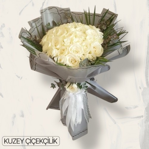 45 Beyaz Gül Buketi