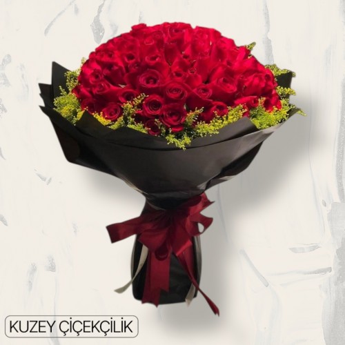 81 Kırmızı Gül Buketi