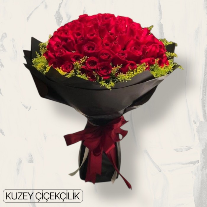 81 Kırmızı Gül Buketi
