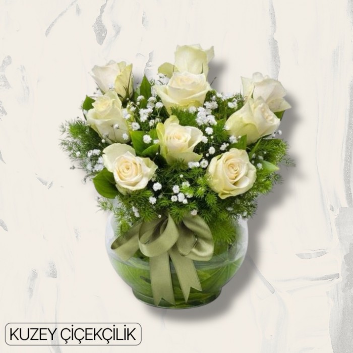 Akvaryumda 9 Beyaz Gül