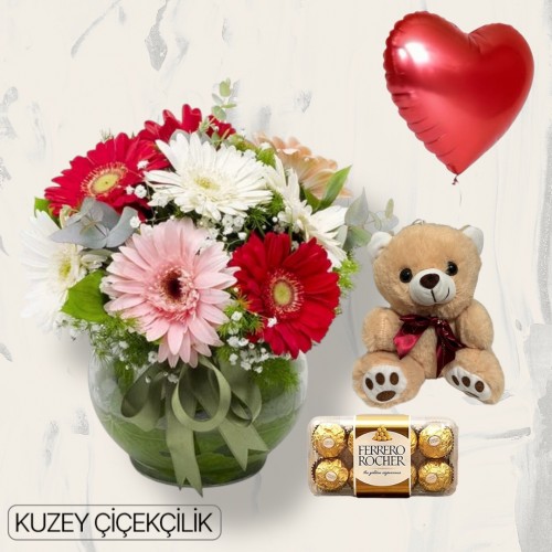 Akvaryumda Gerbera Ayıcık 16'lı Ferrero Çikolata Kalp Helyum Balon