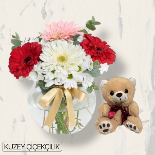 Akvaryumda Karışık Çiçek Ayıcık