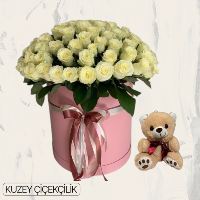 Kutuda 101 Beyaz Gül Ayıcık