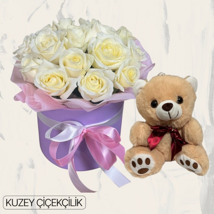 Kutuda 13 Beyaz Gül Ayıcık