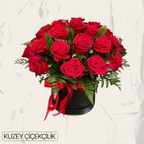 Kutuda 19 Kırmızı Gül