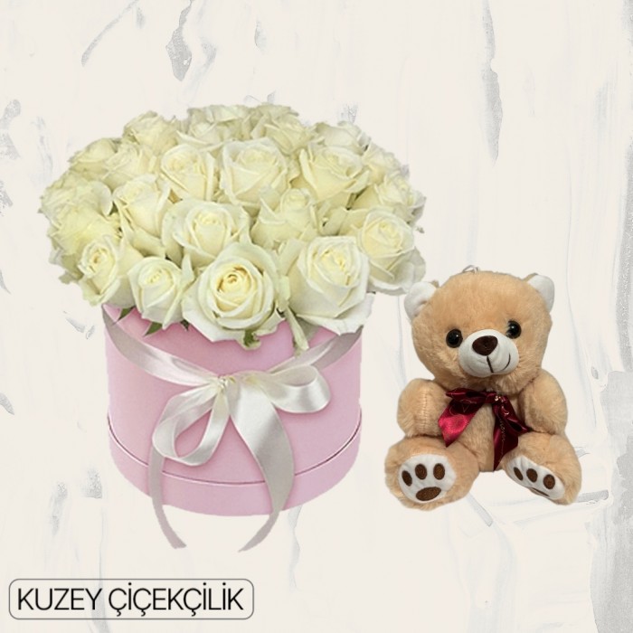 Kutuda 25 Beyaz Gül Ayıcık