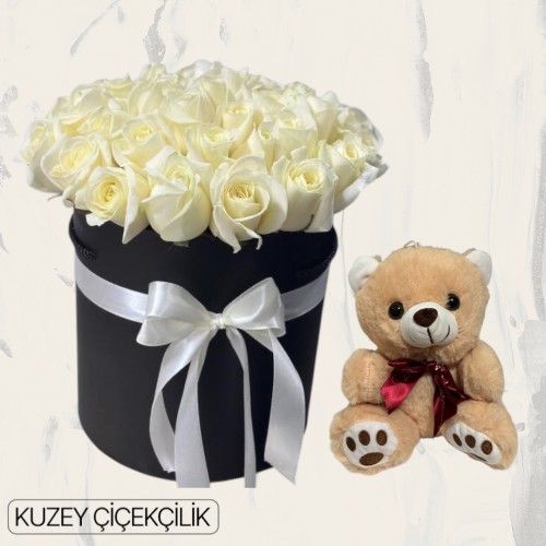 Kutuda 33 Beyaz Gül Ayıcık