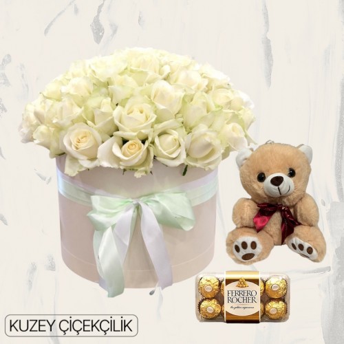 Kutuda 41 Beyaz Gül Ayıcık 16'lı Ferrero Çikolata