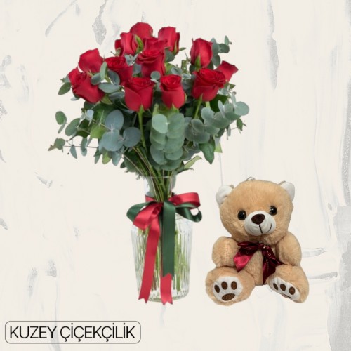 Vazoda 15 Kırmızı Gül Ayıcık