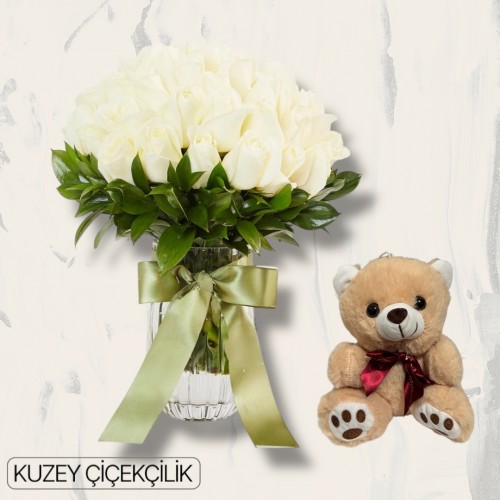 Vazoda 29 Beyaz Gül Ayıcık