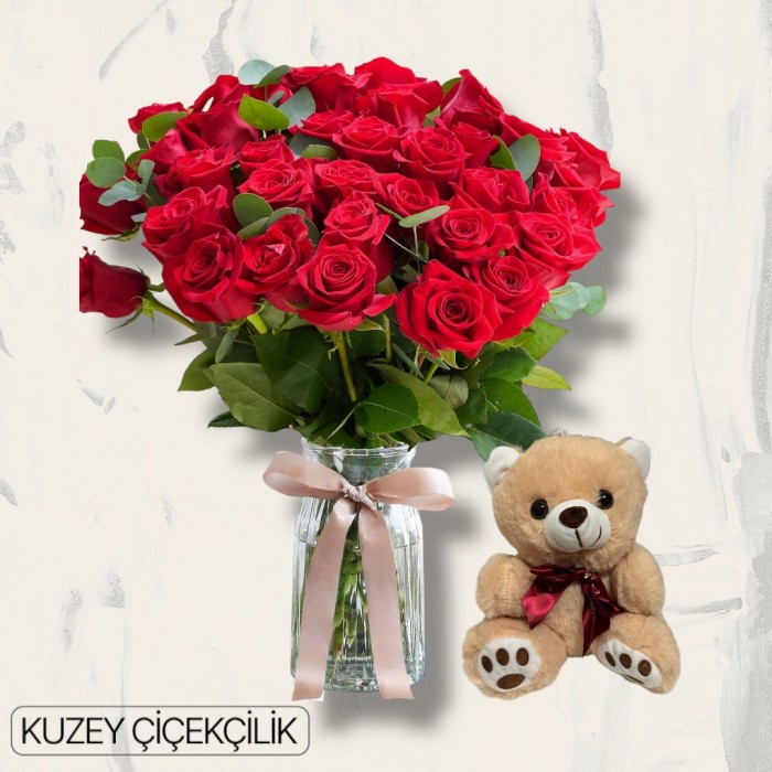 Vazoda 33 Kırmızı Gül Ayıcık