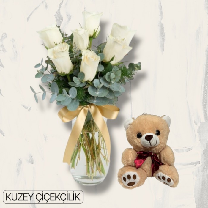 Vazoda 7 Beyaz Gül Ayıcık