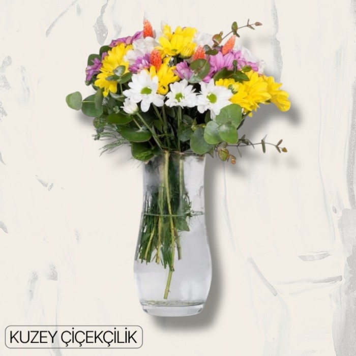 Vazoda Karışık Çiçek